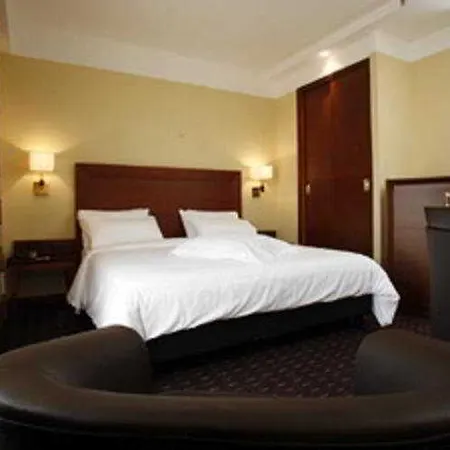 Hotel Capannelle Roma