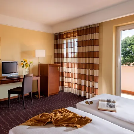 ホテル カパネッレ ローマ