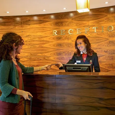 Capannelle Hotell 4*